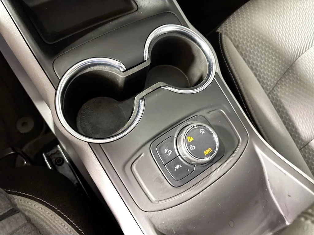 Used 2024 Blue GMC SLE image 15