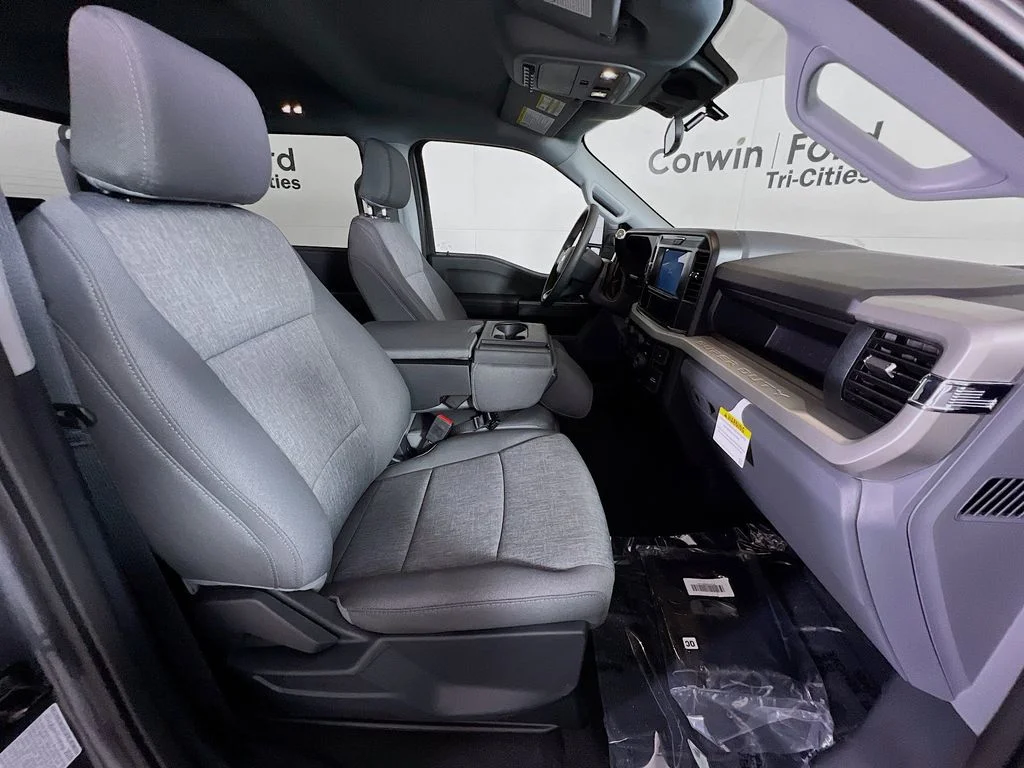 New 2026 Carbonized Gray Metallic Ford XL image 16