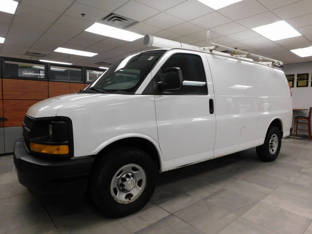 2017 Chevrolet Express 2500 Work Van HD's photo