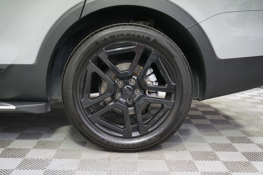 Used 2025 Gray Kia SX X-Line image 13