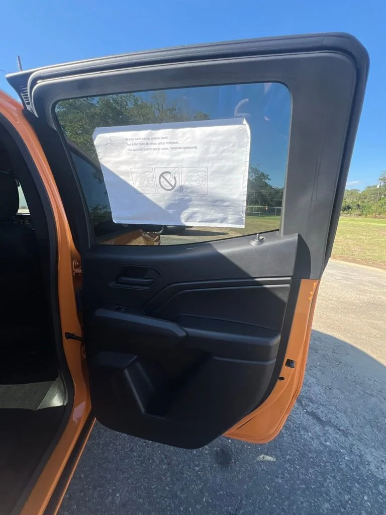 2025 Chevrolet Colorado Work Truck - Photo 19