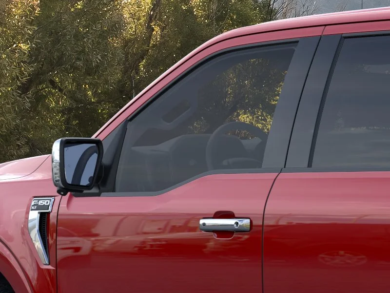 New 2025 Rapid Red Metallic Tinted Clearcoat Ford XLT image 43