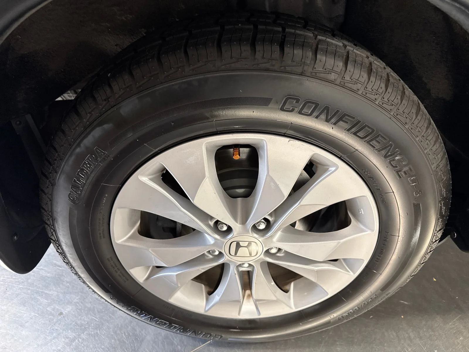 Used 2014  Honda EX-L image 28