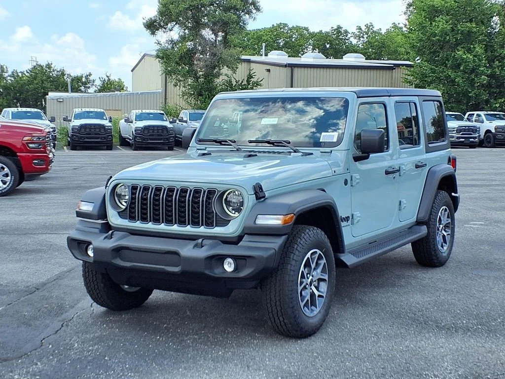 New 2026 Earl Clear-Coat Exterior Paint Jeep Sport S image 2