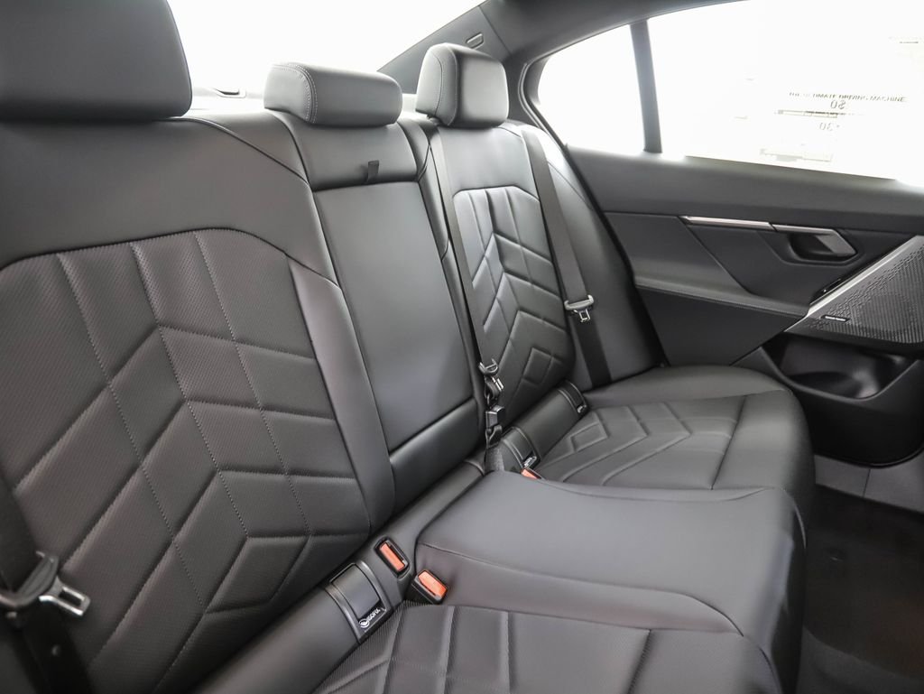 2026 BMW 5 Series 530i - Photo 27