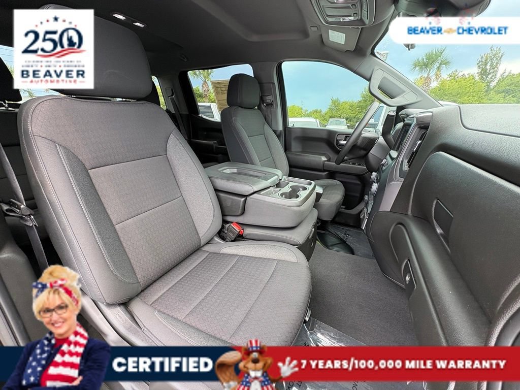 Used 2023 Black Chevrolet Custom image 26