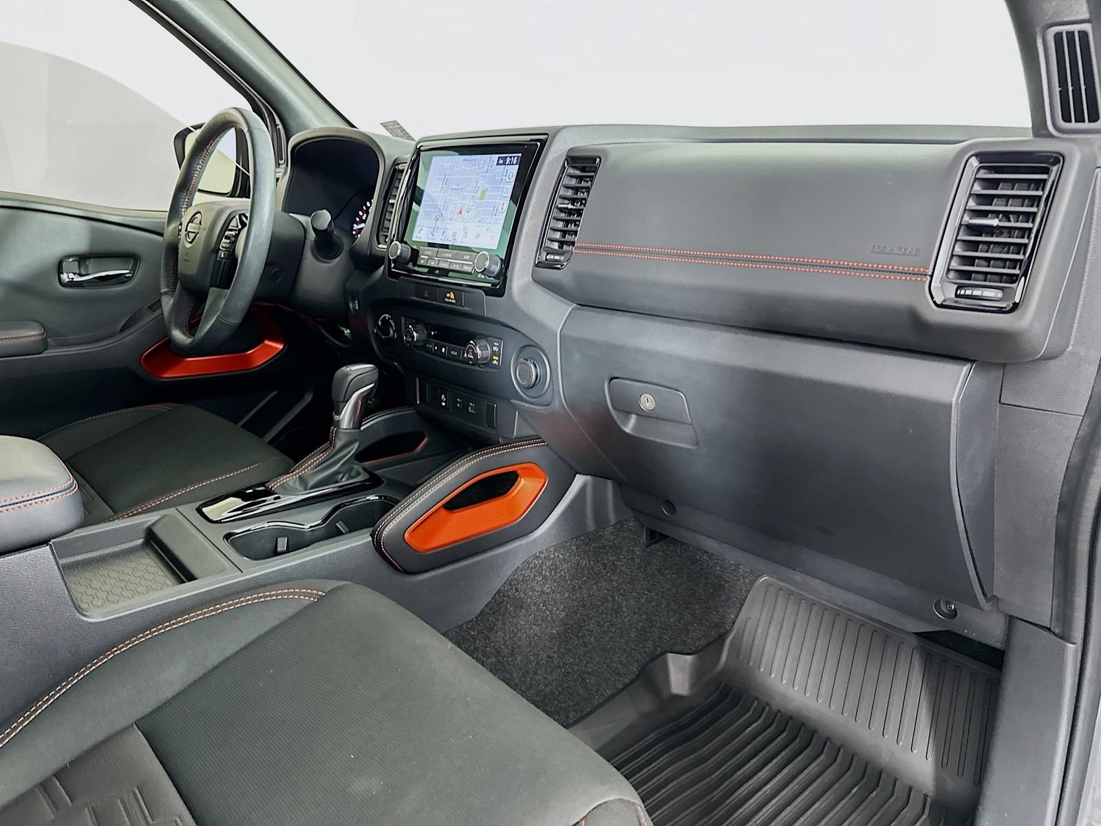 Used 2022 Boulder Gray Pearl Nissan PRO-4X image 27
