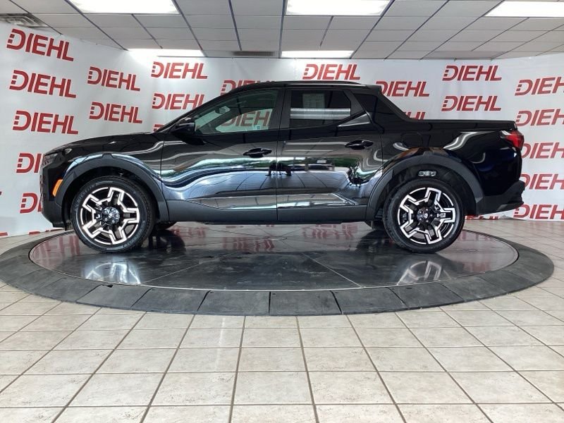 Certified Used 2025 Black Hyundai Limited image 4
