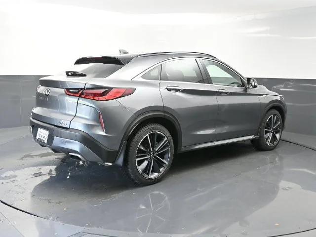 Used 2023 Gray INFINITI LUXE image 7