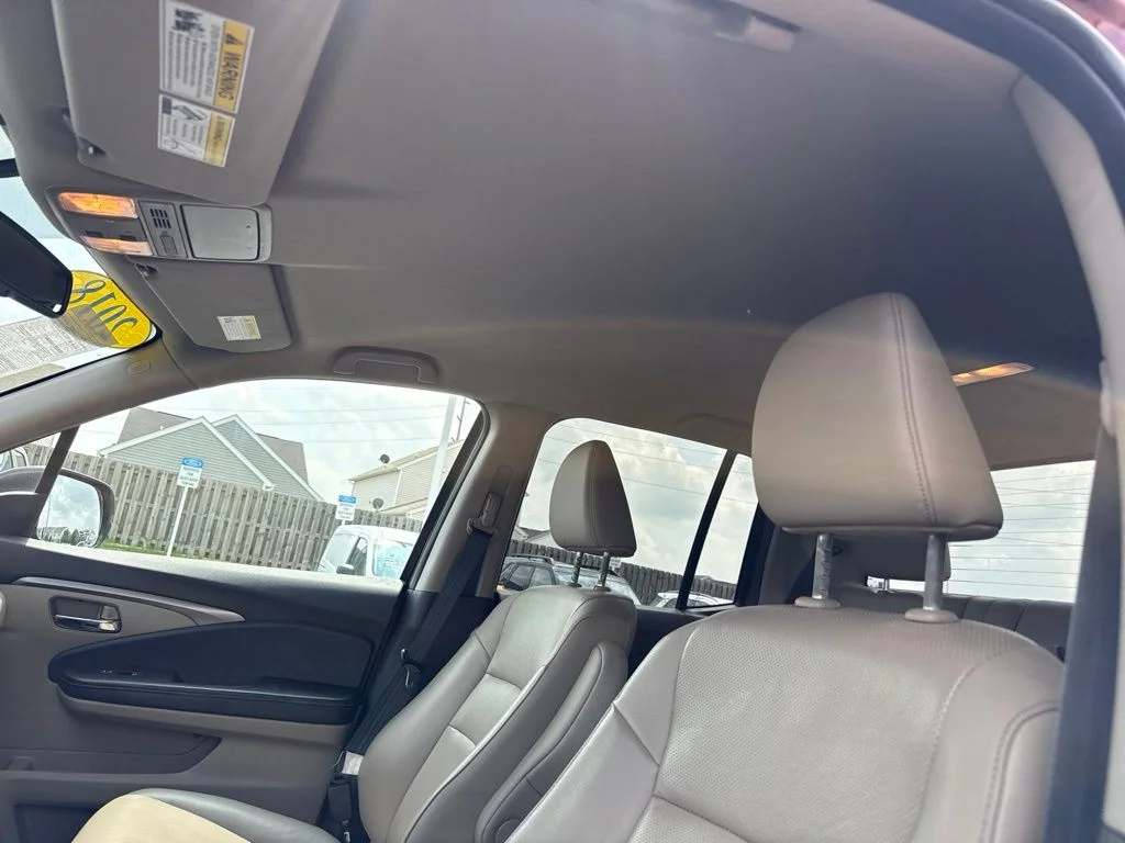 Used 2018  Honda RTL-T image 5