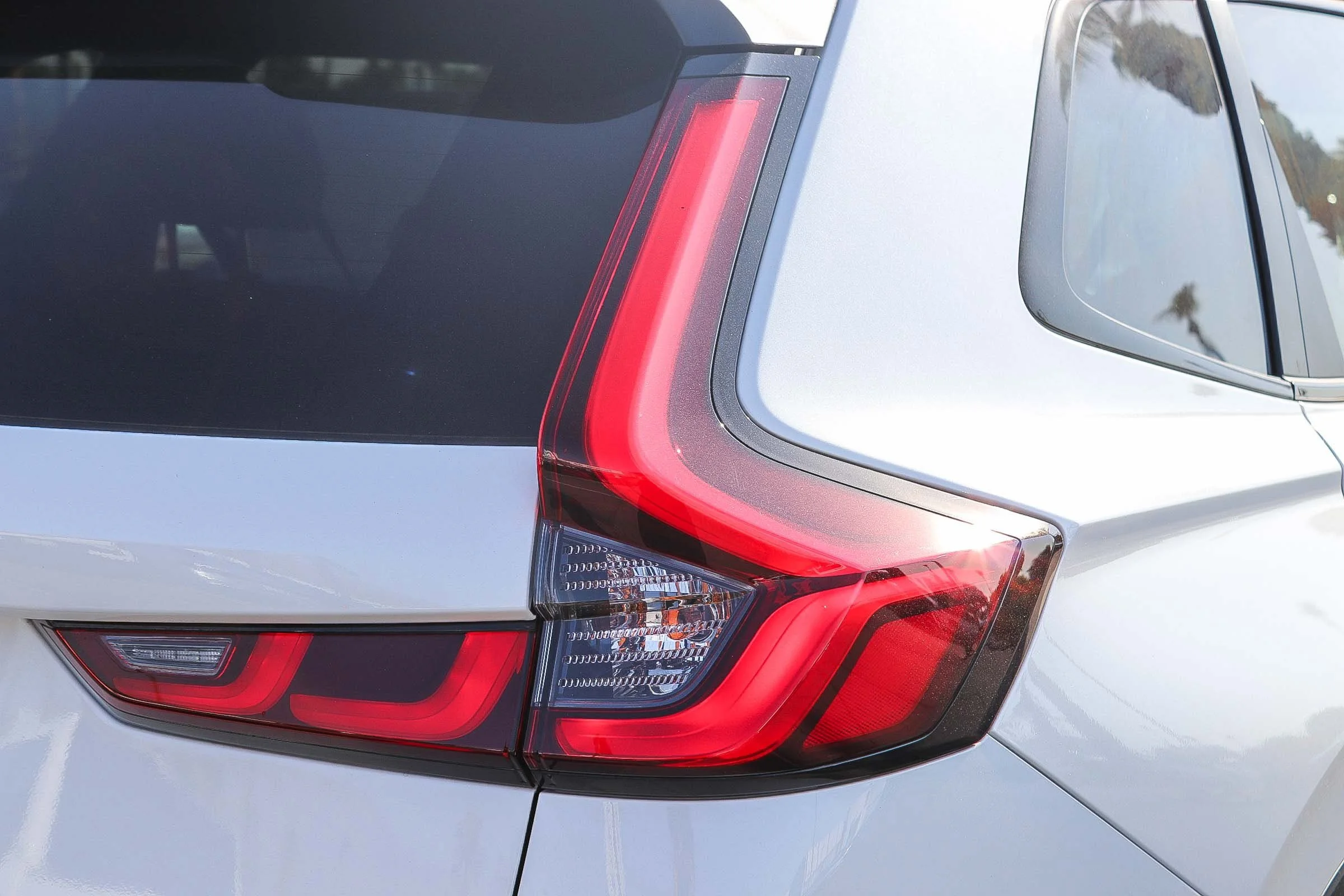 New 2027 Platinum White Pearl Honda Sport image 7