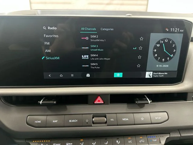 New 2027 Aurora Black Pearl Kia LX image 13