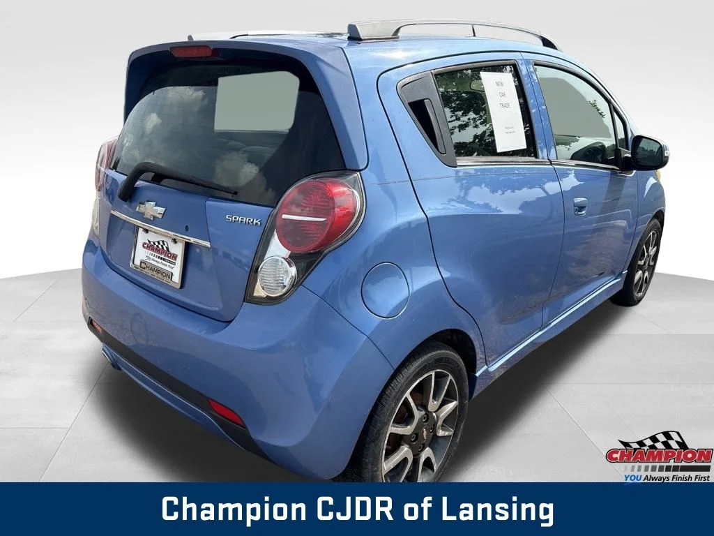 Used 2014 Blue Chevrolet 2LT image 8