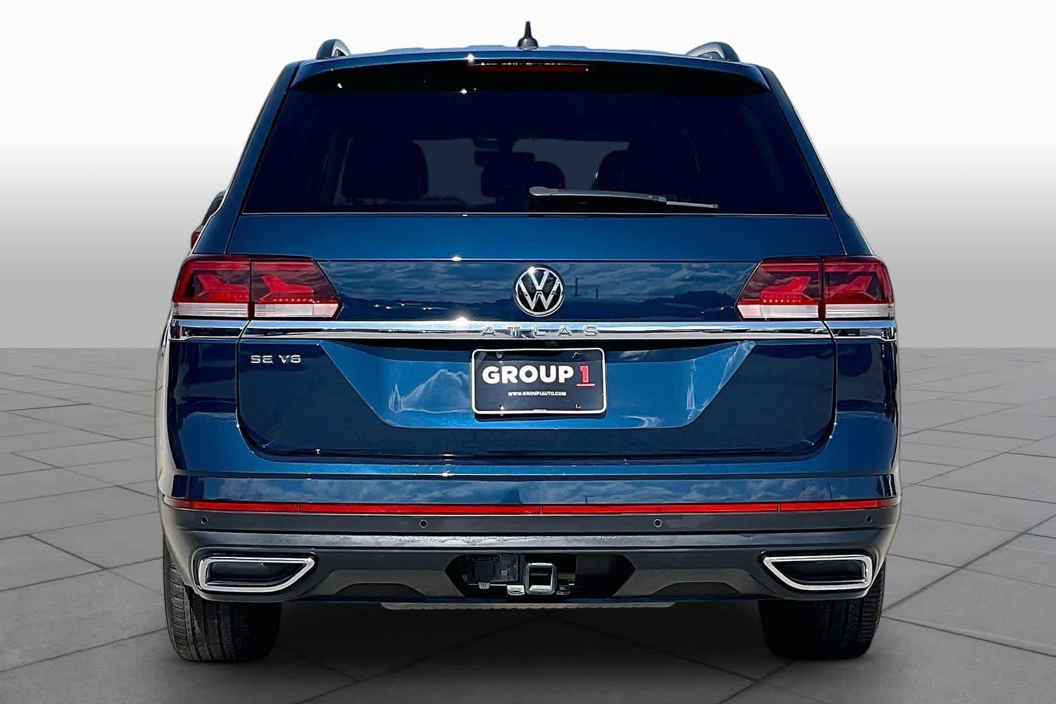 Used 2023 Tourmaline Blue Metallic Volkswagen 3.6L V6 SE w/Technology image 5