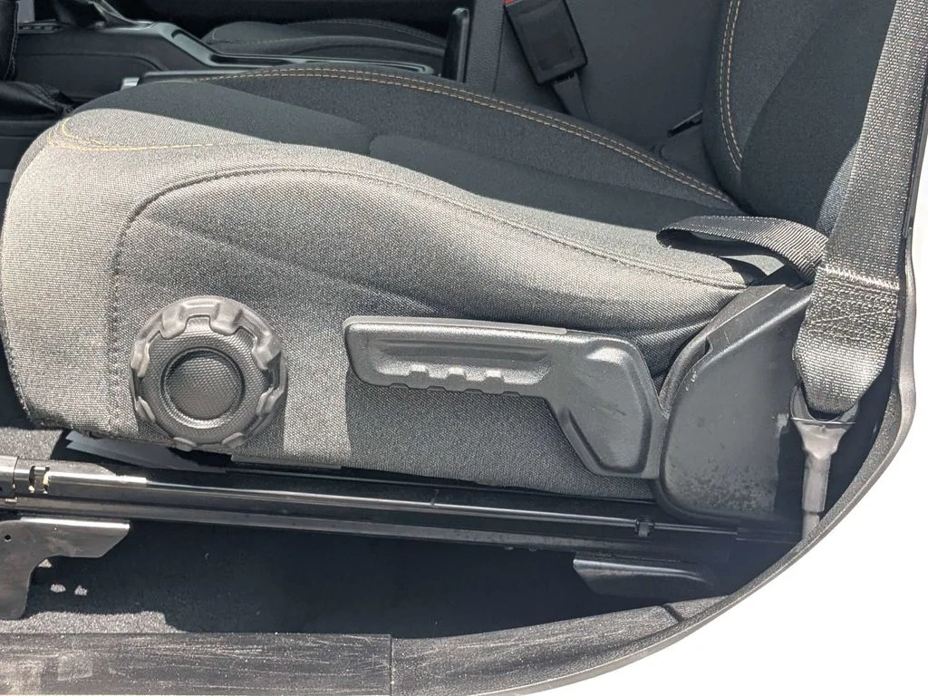 2025 Jeep Wrangler 4-Door Sahara - Photo 18