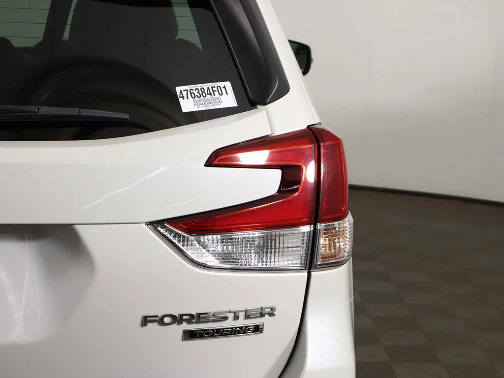 Used 2021 White Subaru Touring image 21