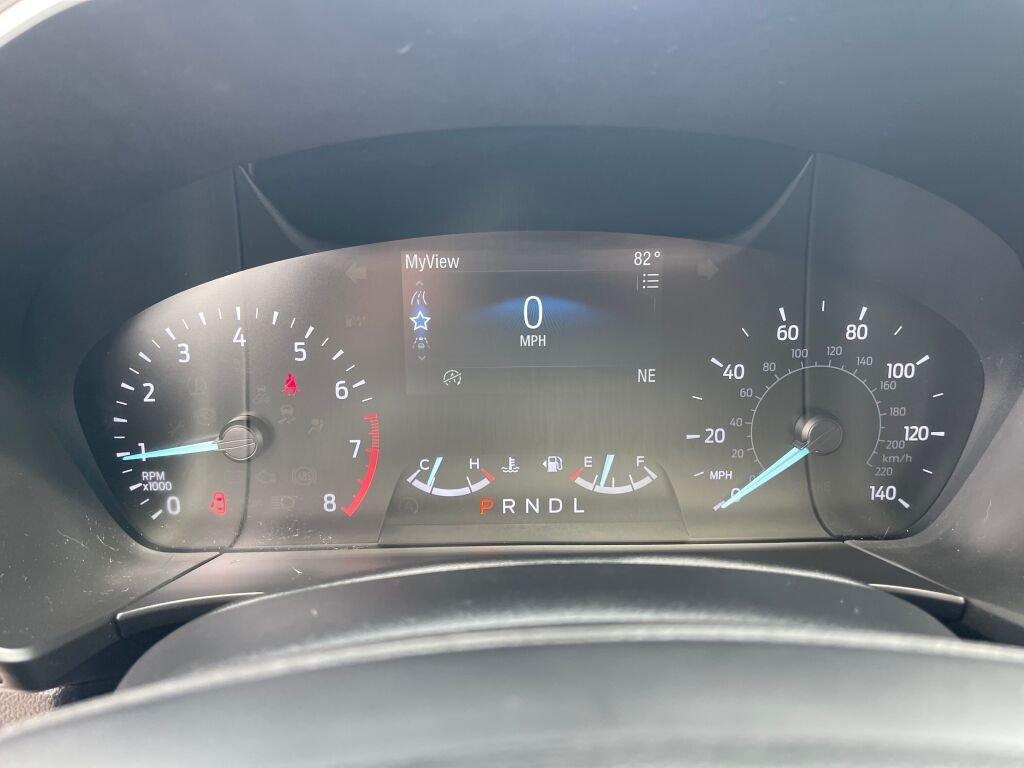 Used 2020 Oxford White Ford SE image 19