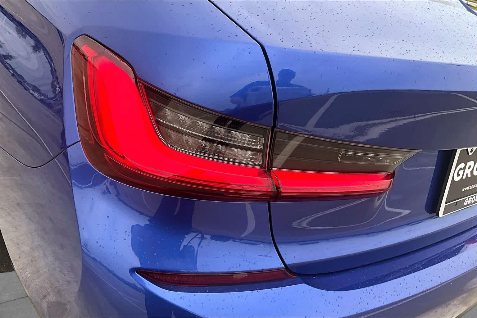 Used 2020 Portimao Blue Metallic BMW 330i image 27