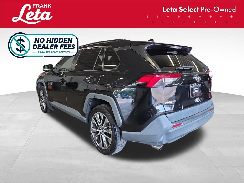 Used 2019 Midnight Black Metallic Toyota  image 4