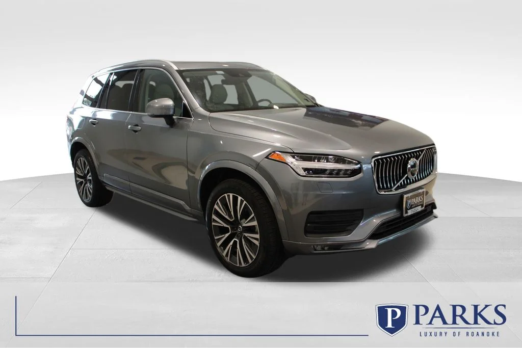 2020 Volvo XC90 T6 Momentum AWD's photo