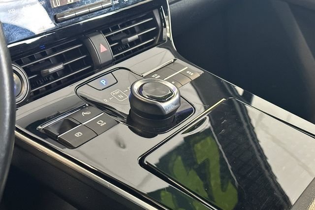 Certified Used 2023  Toyota XLE image 26