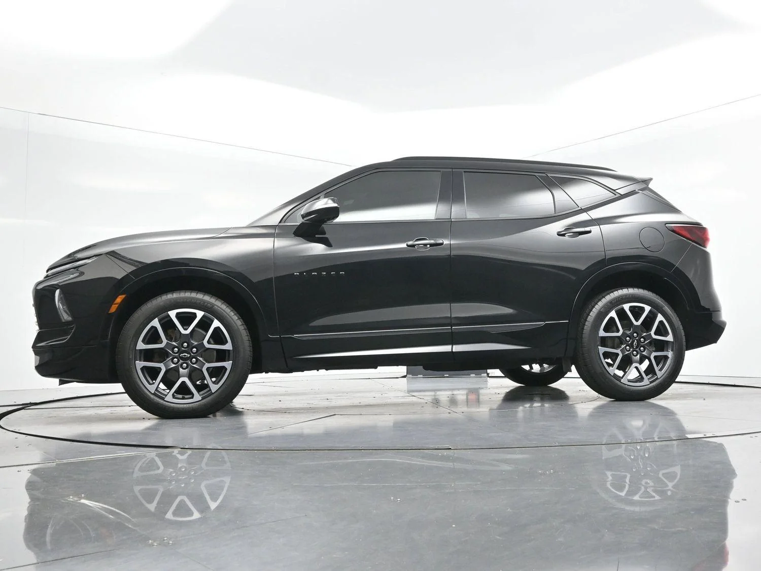Used 2024 Black Chevrolet RS image 44