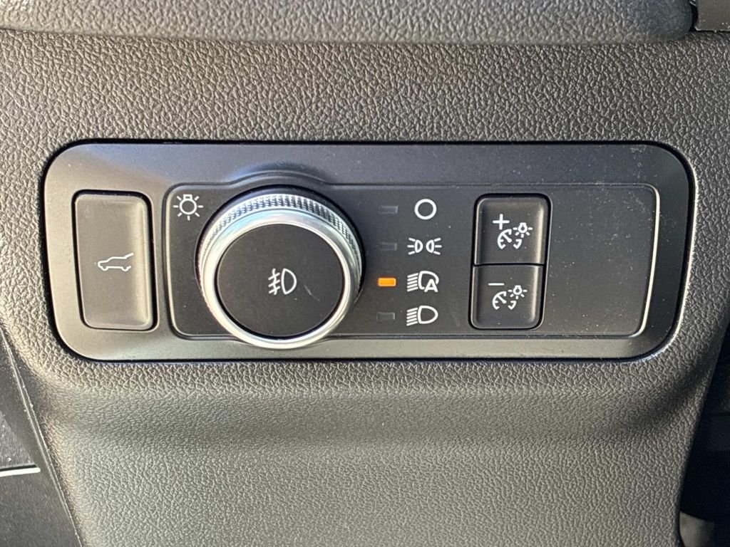 Used 2022 Black Ford Titanium image 27