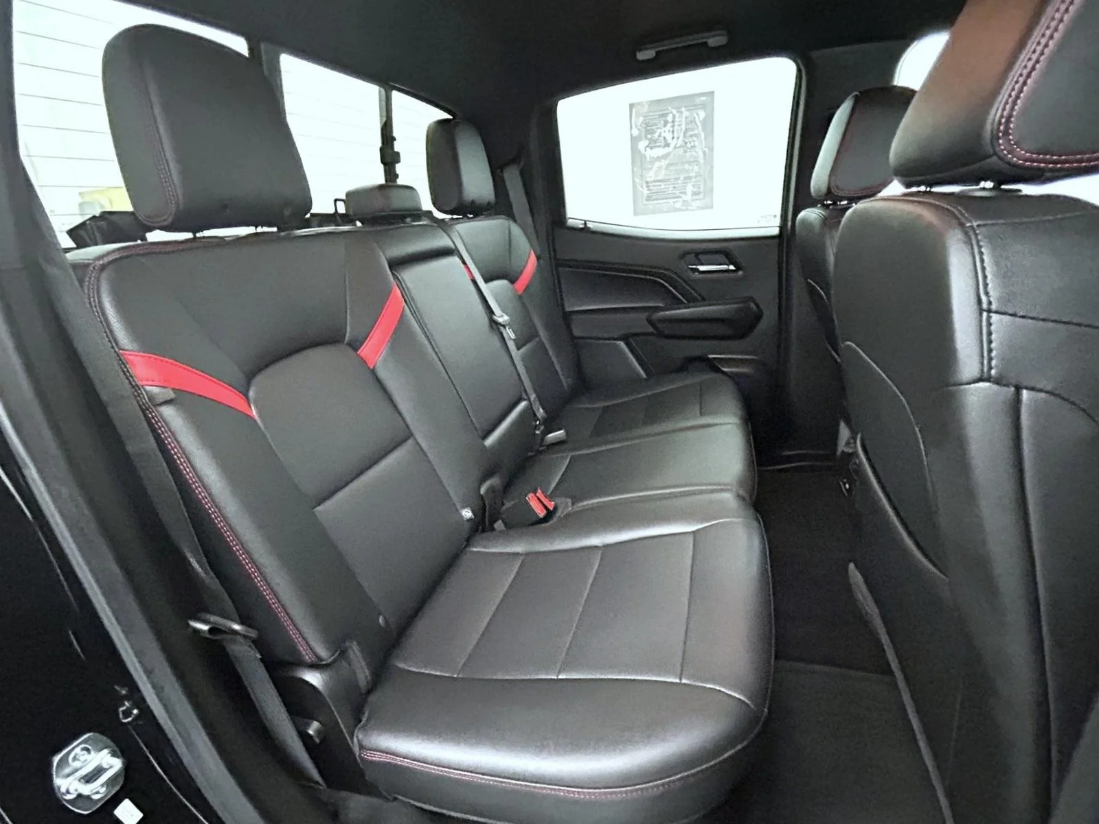 Used 2025 Black Chevrolet Z71 image 18