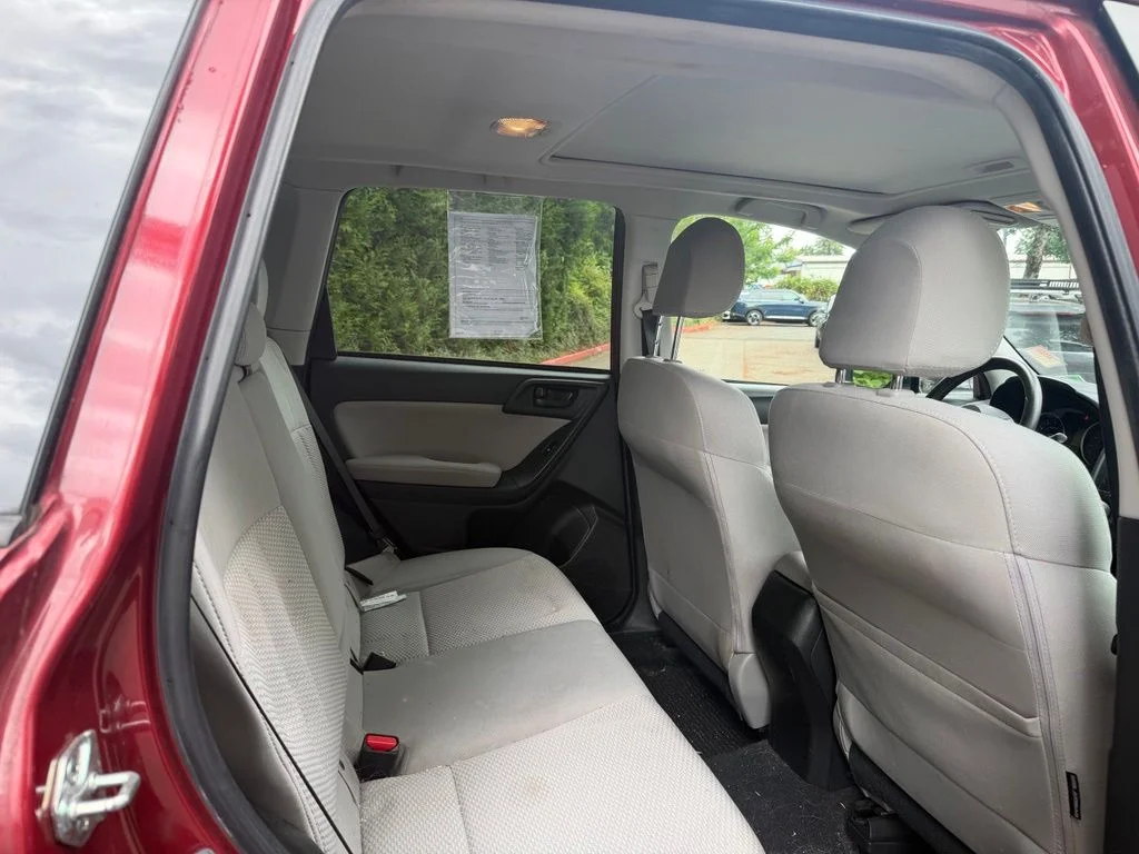 Used 2015 Venetian Red Pearl Subaru 2.5i Premium image 15