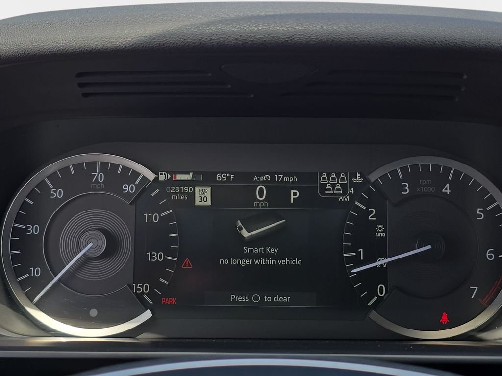 Used 2023 Black Land Rover S R-Dynamic image 21
