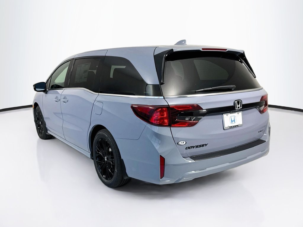 New 2027 Sonic Gray Pearl Honda Sport-L image 7