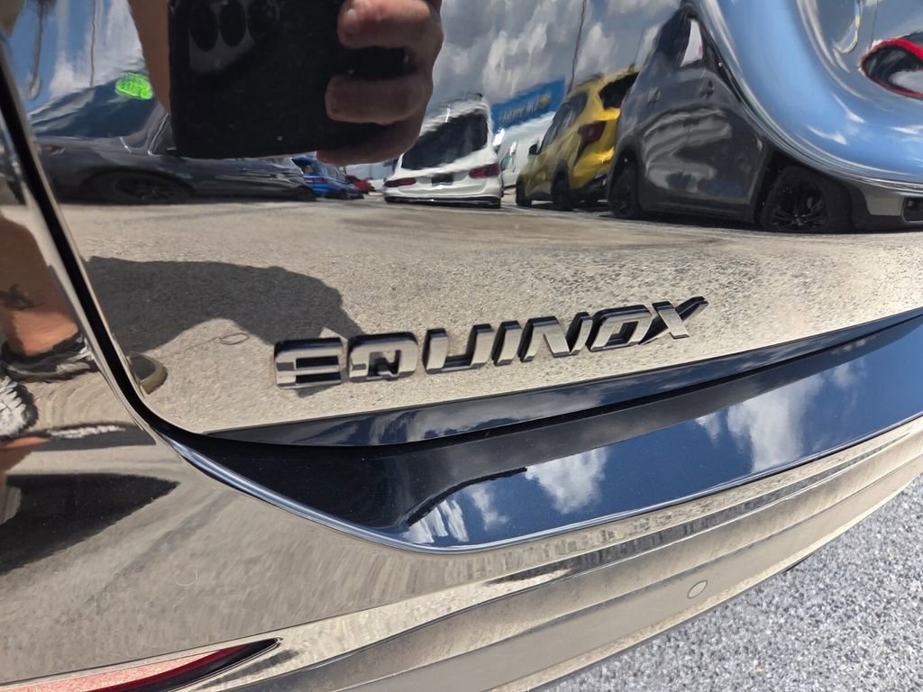 2022 Chevrolet Equinox RS - Photo 11