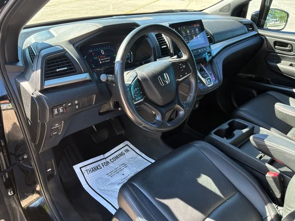 Used 2023  Honda Sport image 10