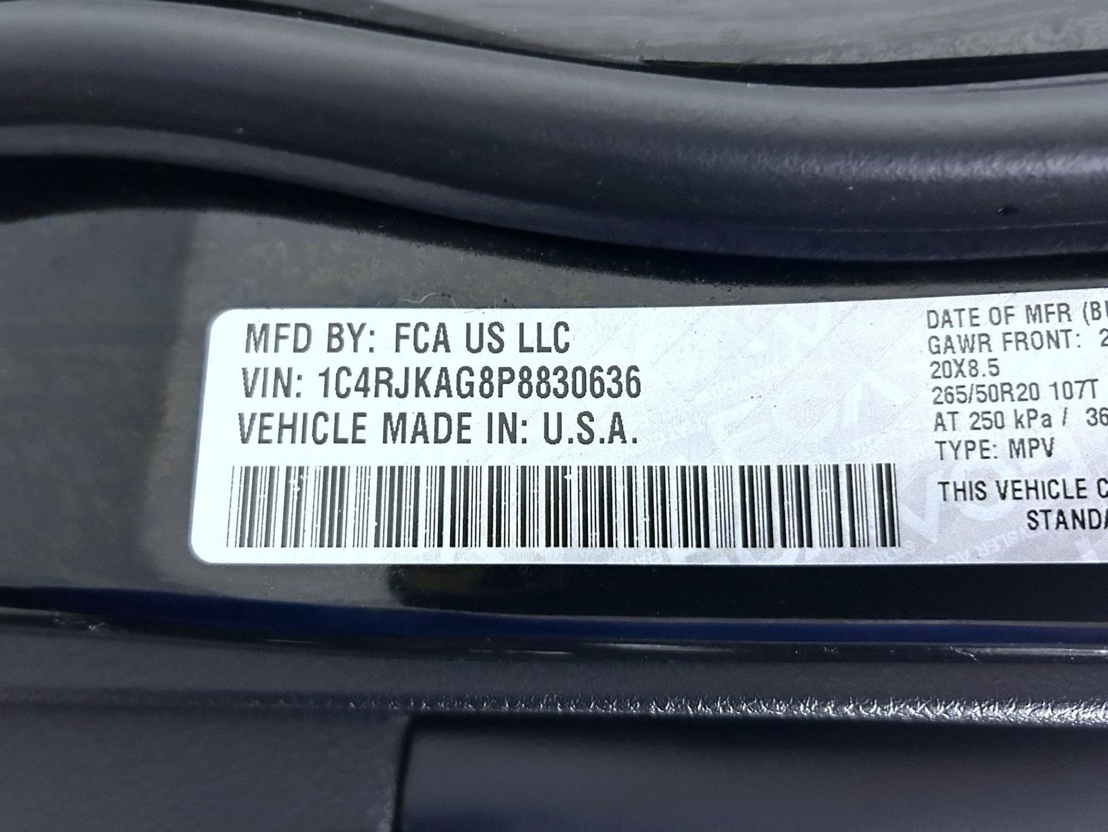 Used 2023 Black Jeep Altitude image 26