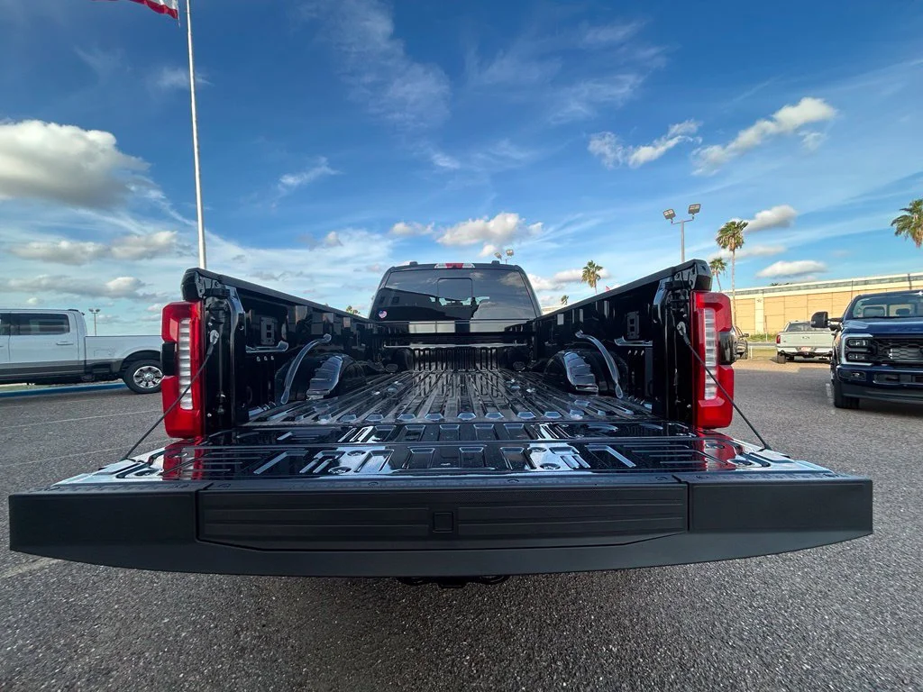 New 2027 Agate Black Metallic Ford F-350® King Ranch® image 26
