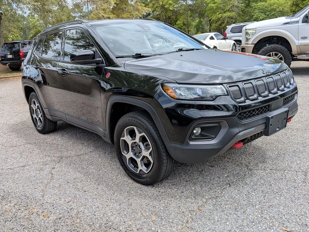 Used 2022 Black Jeep Trailhawk image 7