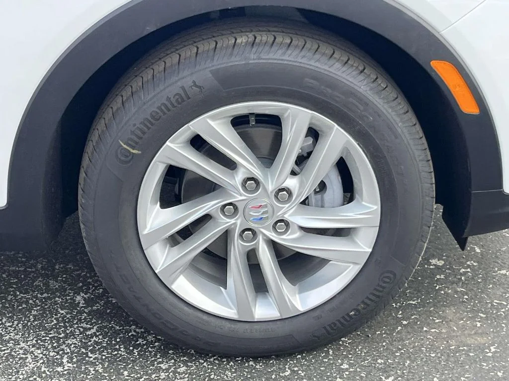 New 2026 Summit White Buick Preferred image 9