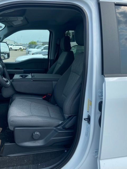 Used 2026 Oxford White Ford XL image 5