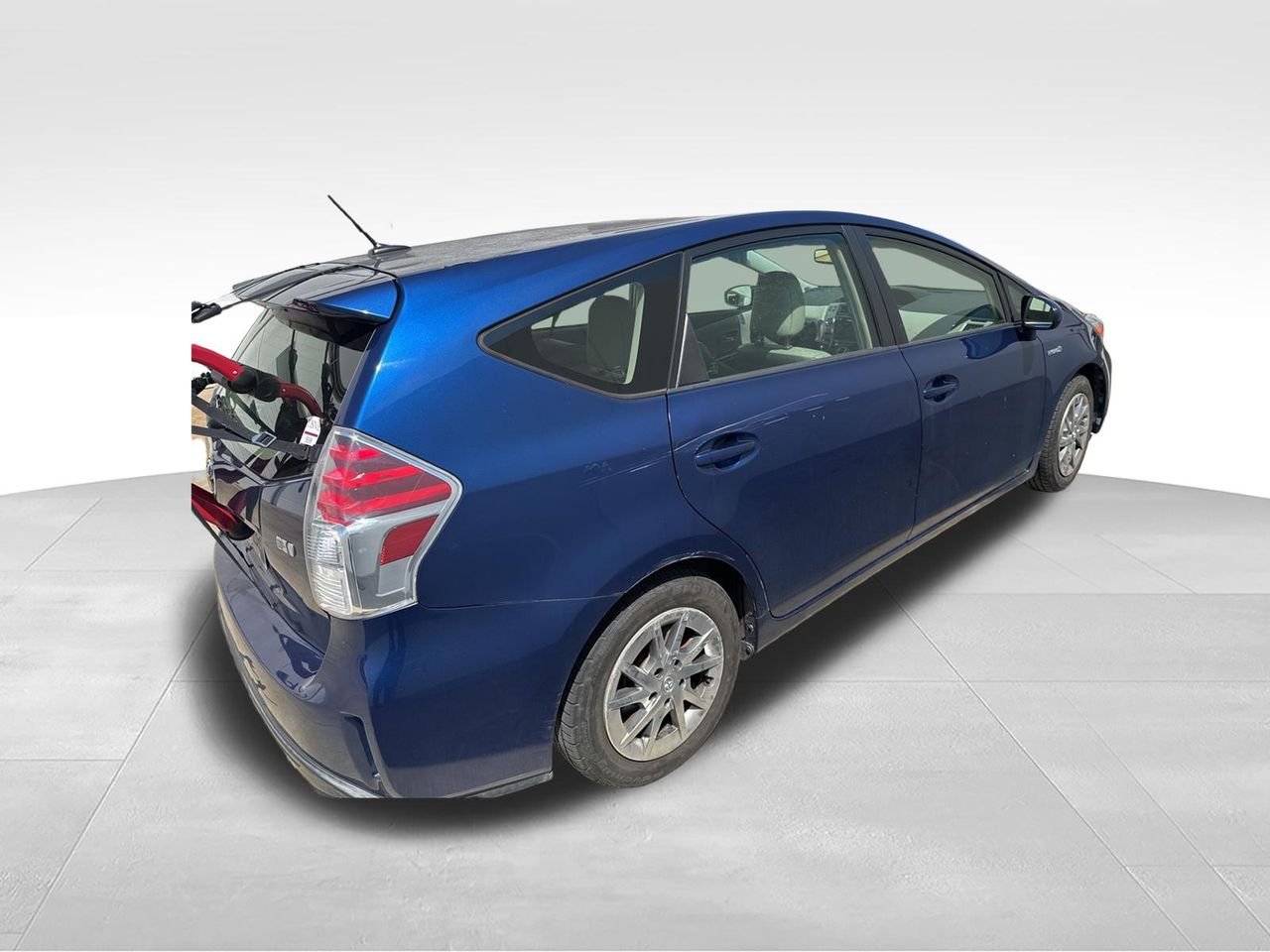 Used 2015 Blue Toyota Four image 3