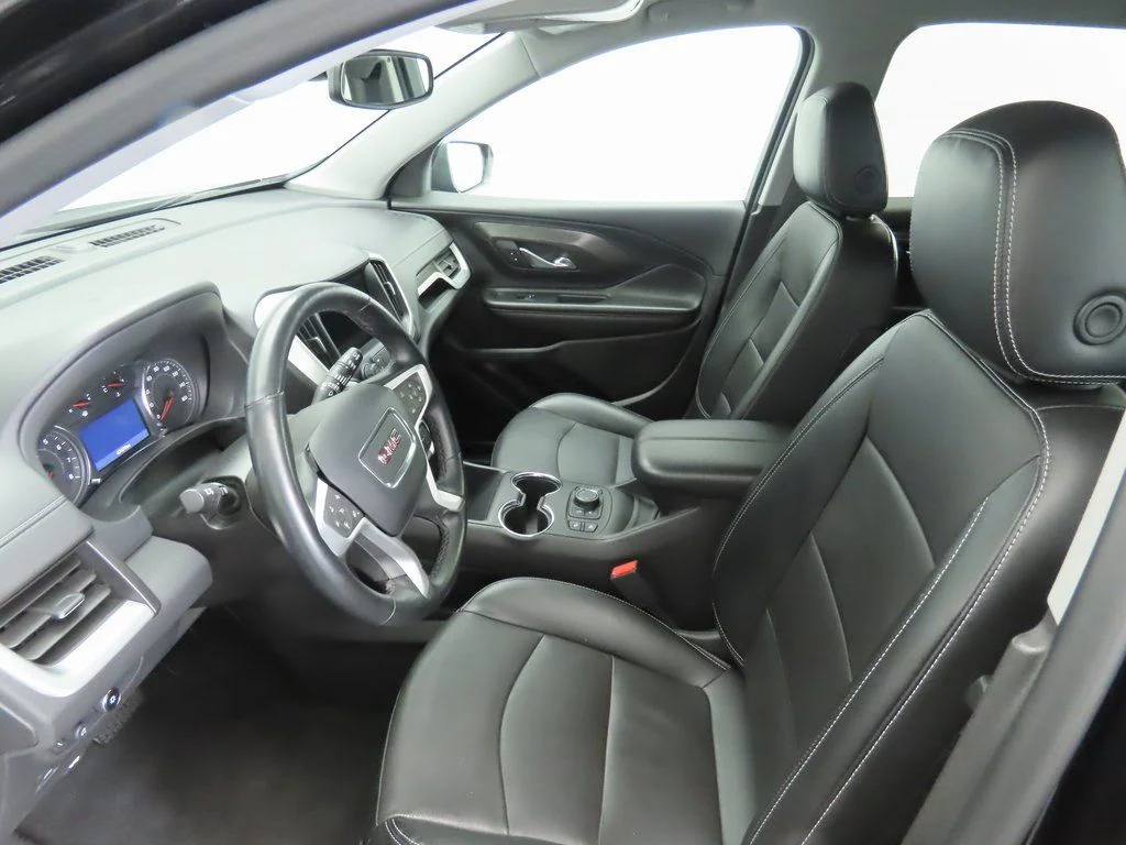 Used 2023 Black GMC SLT image 17