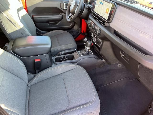 Used 2025 Red Jeep Sport S image 19
