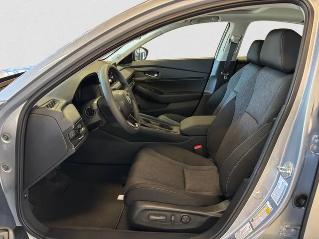 New 2026 Silver Honda SE image 10