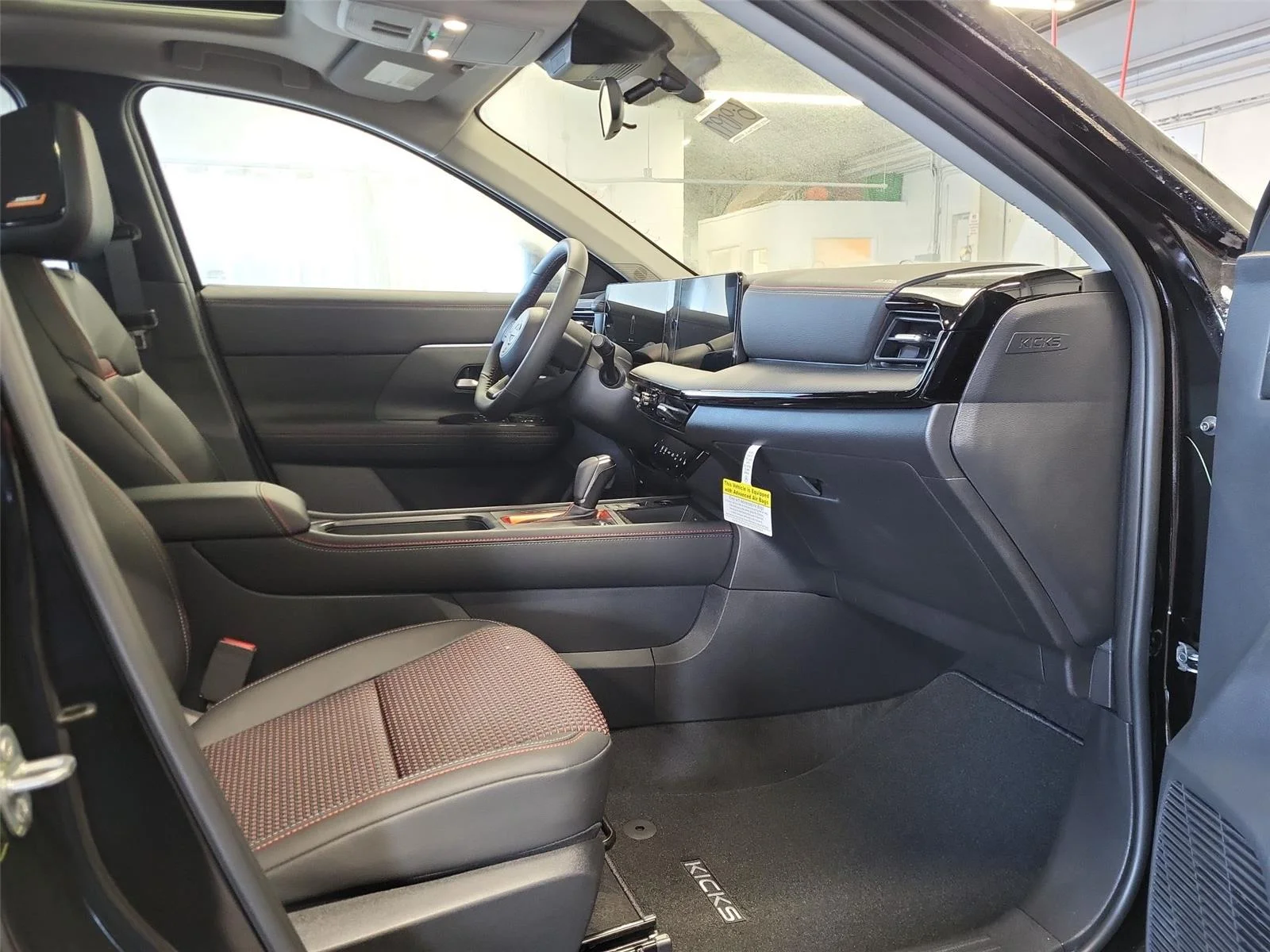 2026 Nissan KICKS SR AWD - Photo 15