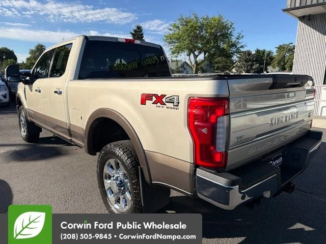 Used 2017 White Gold Metallic Ford  image 7
