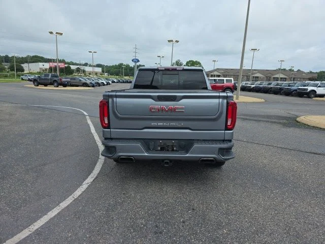 Used 2019 Gray GMC Denali image 3