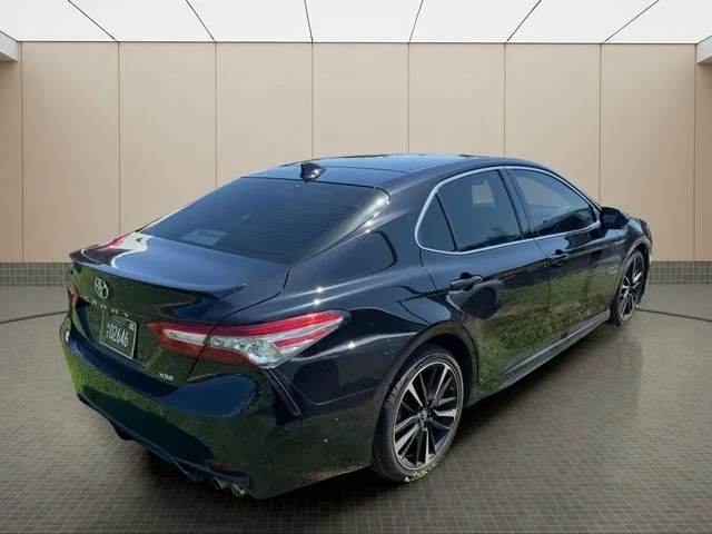 Used 2019 Black Toyota XSE V6 image 15