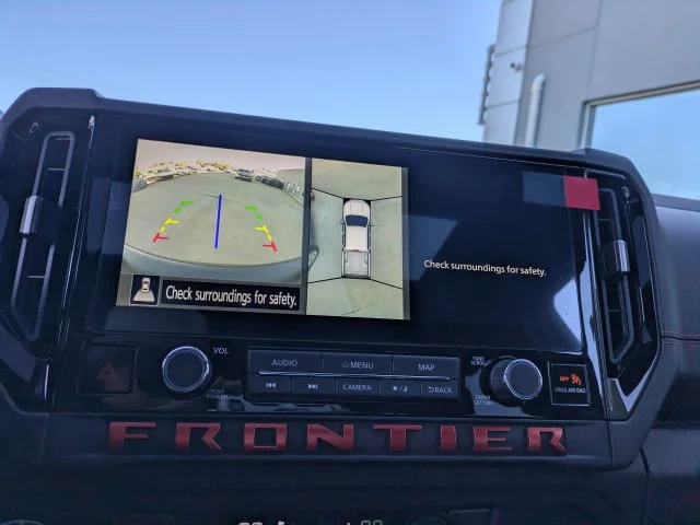 New 2027 White Nissan PRO-4X image 21