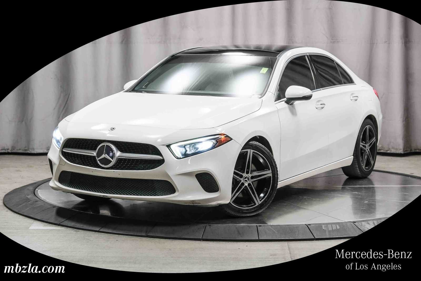 2019 Mercedes-Benz A-Class A220's photo