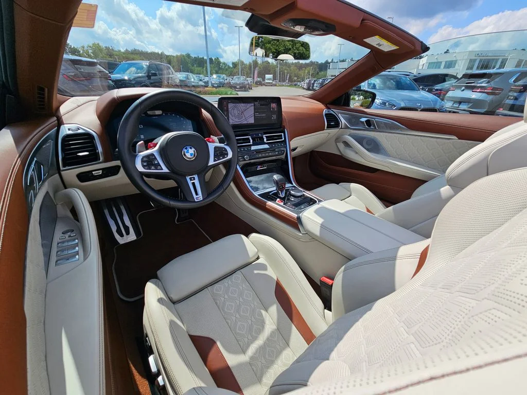Used 2025 Special Order Color BMW Competition image 39
