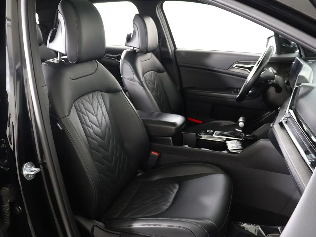 Certified Used 2024 Black Kia X-Line image 34